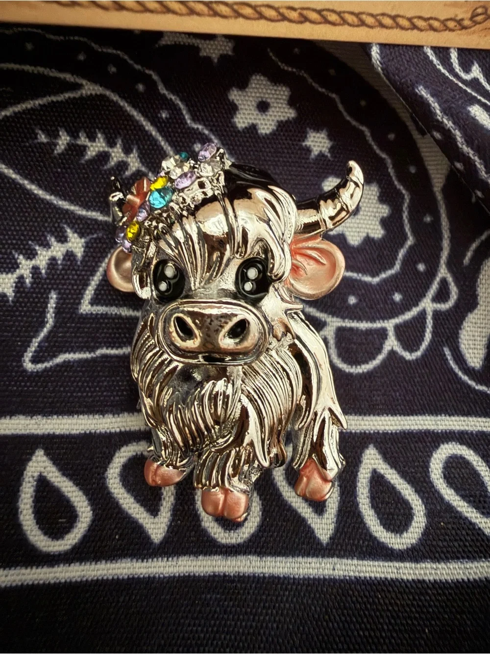 Rhinestone Highland Cow Pin Brooch - Silver Tone with Pink & Multicolor Accents